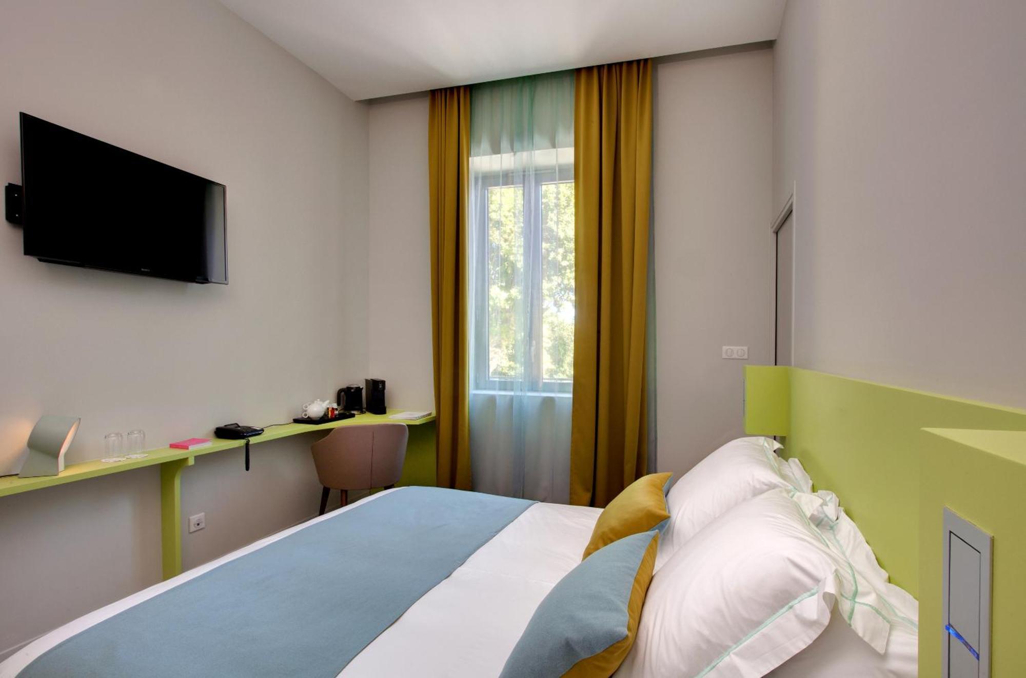 Mas De Boudan Hotel Nimes Luaran gambar